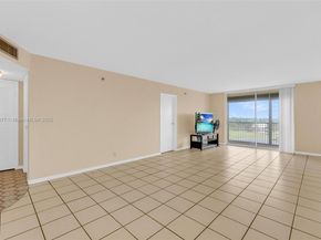 3100 W Rolling Hills Cir 707, Davie FL 33328