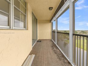 3100 W Rolling Hills Cir 707, Davie FL 33328