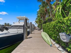 3200 NE 165th St, North Miami Beach FL 33160