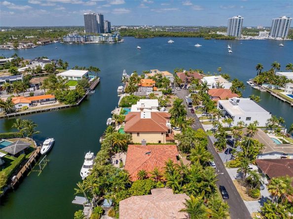 3200 NE 165th St, North Miami Beach FL 33160