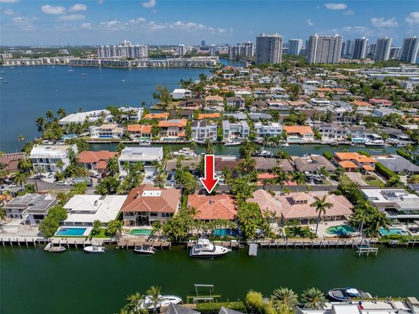 3200 NE 165th St, North Miami Beach FL 33160