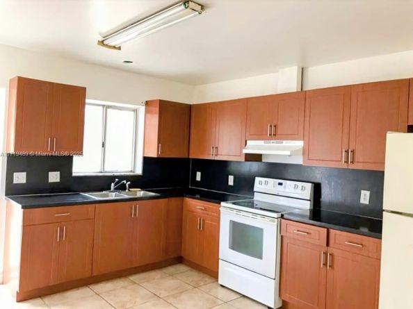 7801 NW 6th Ave, Miami FL 33150