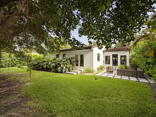 1080 NE 86th, Miami Beach FL 33138