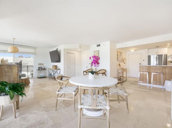 2650 SW 37th Ave 801, Miami FL 33133