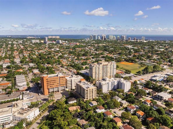 2650 SW 37th Ave 801, Miami FL 33133