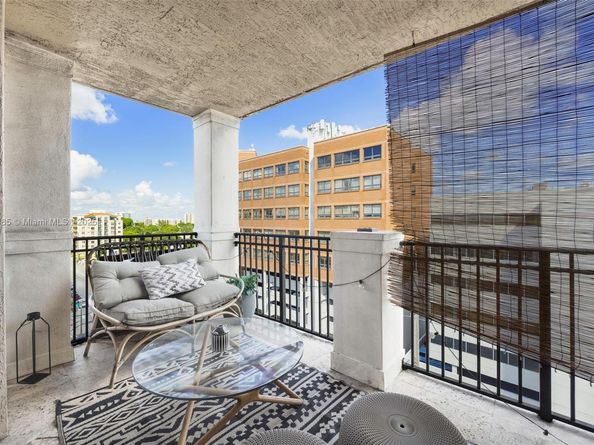 2650 SW 37th Ave 801, Miami FL 33133