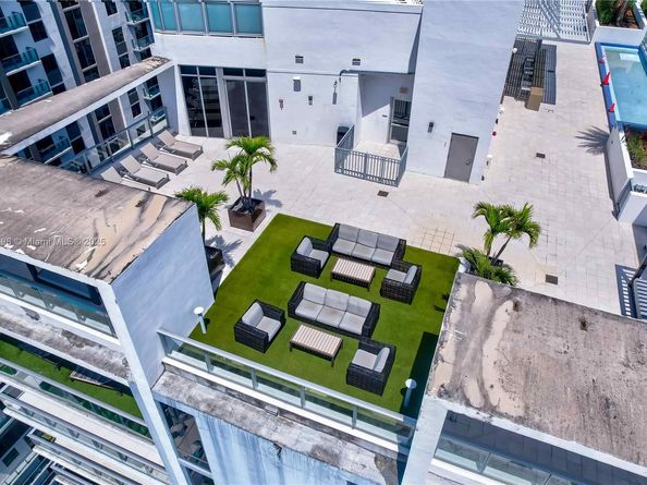 1010 SW 2nd Ave 603, Miami FL 33130