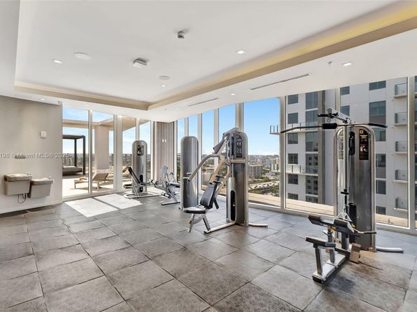 1010 SW 2nd Ave 603, Miami FL 33130