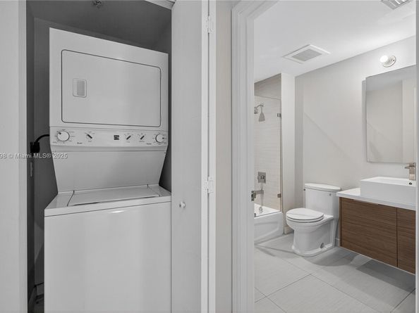 1010 SW 2nd Ave 603, Miami FL 33130
