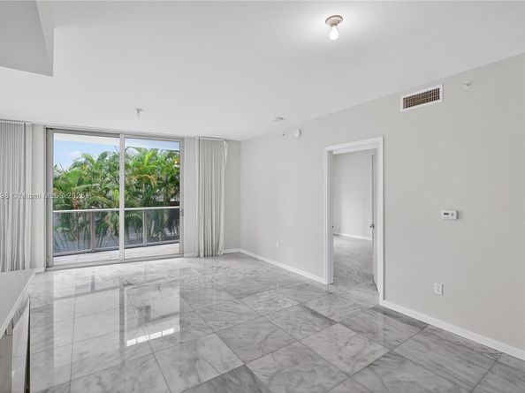 1010 SW 2nd Ave 603, Miami FL 33130