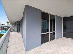 1010 SW 2nd Ave 603, Miami FL 33130
