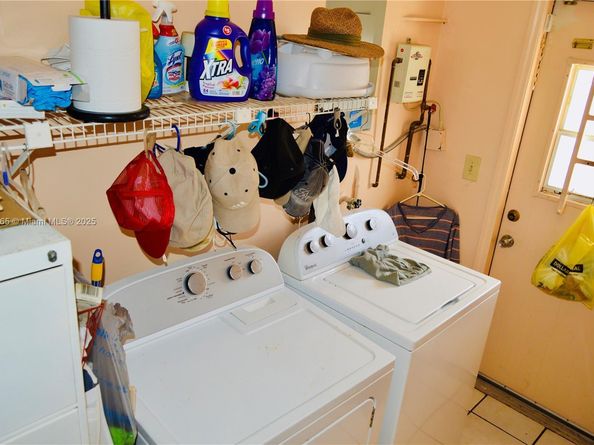 601 E 33rd St, Hialeah FL 33013