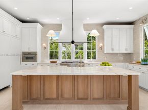 5950 SW 83rd St, South Miami FL 33143