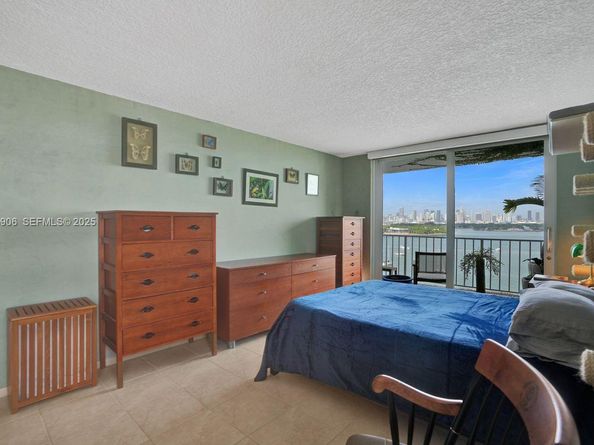 1228 West Ave 1002, Miami Beach FL 33139