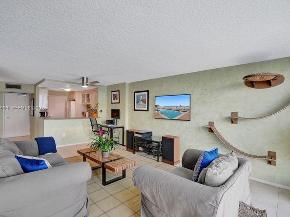 1228 West Ave 1002, Miami Beach FL 33139