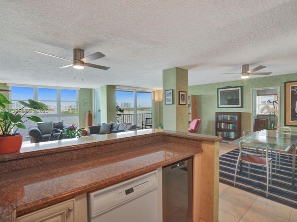 1228 West Ave 1002, Miami Beach FL 33139