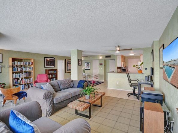 1228 West Ave 1002, Miami Beach FL 33139