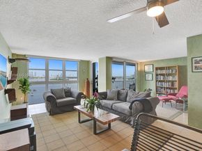 1228 West Ave 1002, Miami Beach FL 33139