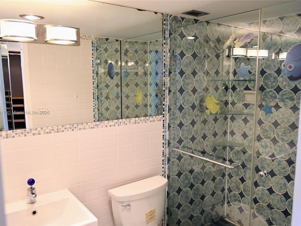 2100 W Sans Souci Blvd E1, North Miami FL 33181