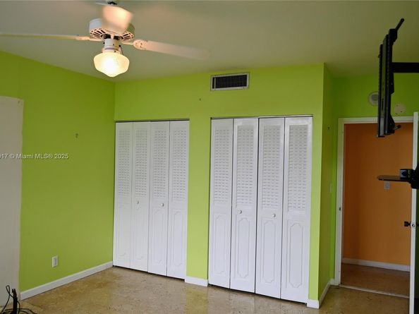 2100 W Sans Souci Blvd E1, North Miami FL 33181