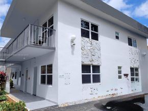 415 NE 2nd St 124, Hallandale Beach FL 33009