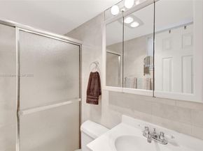 415 NE 2nd St 124, Hallandale Beach FL 33009