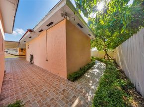 3105 SW 113th Ave, Miami FL 33165