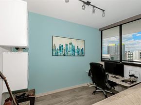 999 SW 1st Ave 3215, Miami FL 33130
