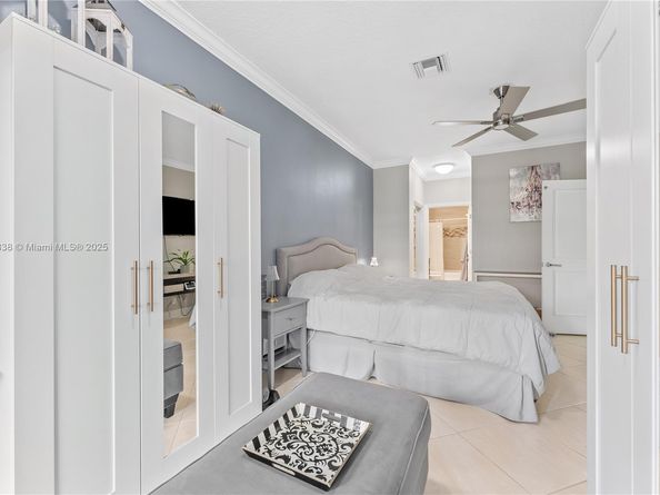 1070 SW 42nd Ter, Deerfield Beach FL 33442