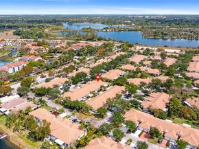 1070 SW 42nd Ter, Deerfield Beach FL 33442