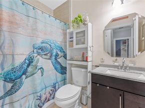 1070 SW 42nd Ter, Deerfield Beach FL 33442