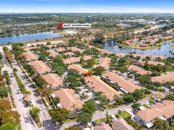 1070 SW 42nd Ter, Deerfield Beach FL 33442