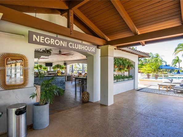 10750 NW 66th St 208, Doral FL 33178