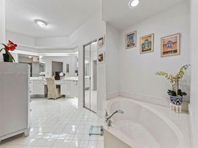 10750 NW 66th St 208, Doral FL 33178