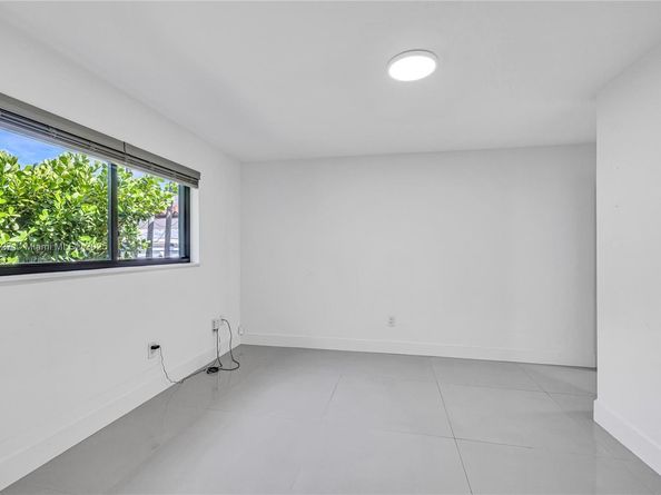 1205 Wallace St, Coral Gables FL 33134