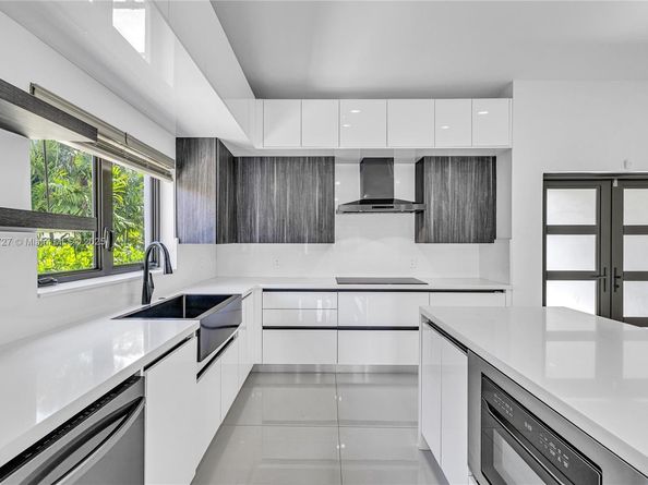 1205 Wallace St, Coral Gables FL 33134