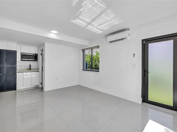 1205 Wallace St, Coral Gables FL 33134
