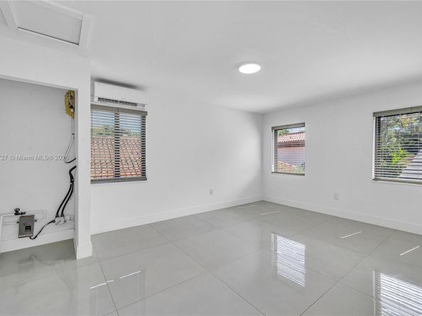 1205 Wallace St, Coral Gables FL 33134