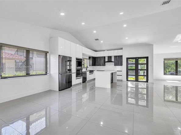 1205 Wallace St, Coral Gables FL 33134