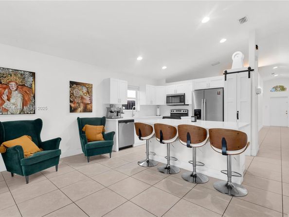 1959 SE 10th St, Homestead FL 33035