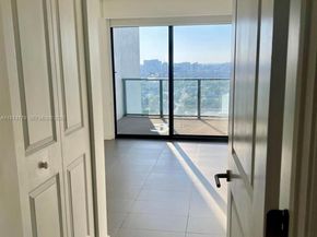 1600 NE 1st Ave 1711, Miami FL 33132