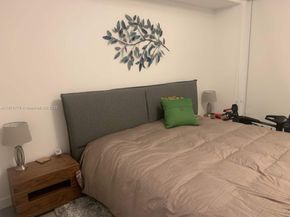 1600 NE 1st Ave 1711, Miami FL 33132