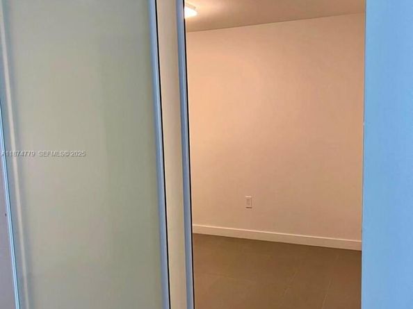 1600 NE 1st Ave 1711, Miami FL 33132