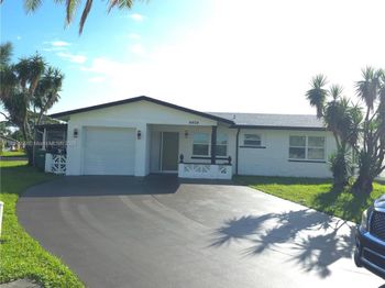 4404 NW 46th Way