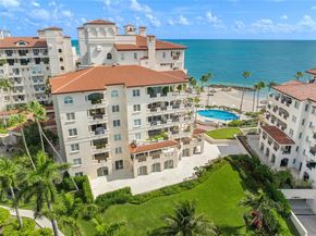 7917 Fisher Island Dr 7917, Miami Beach FL 33109
