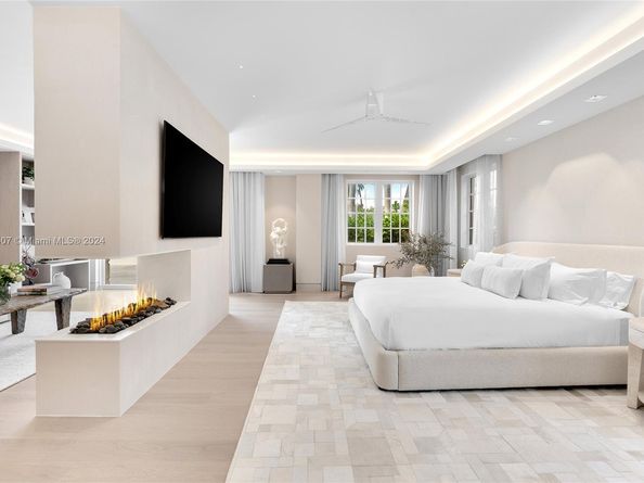 7917 Fisher Island Dr 7917, Miami Beach FL 33109