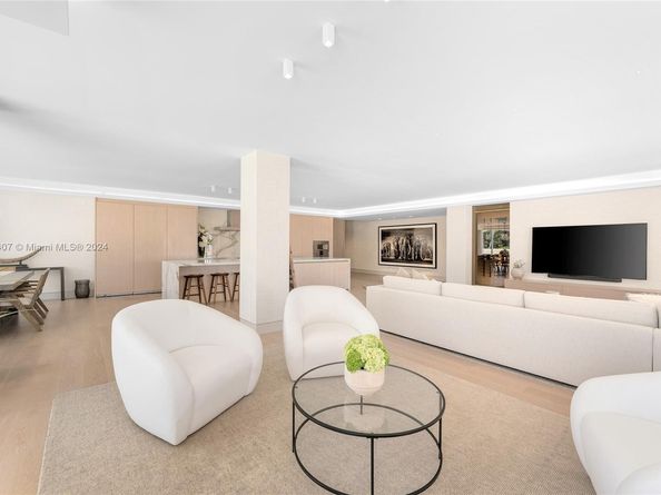 7917 Fisher Island Dr 7917, Miami Beach FL 33109