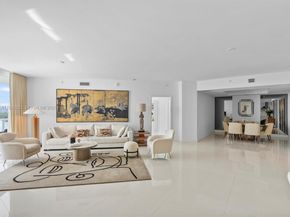 17111 Biscayne Blvd 1104, North Miami Beach FL 33160