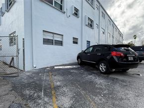 1943 Monroe St 306A, Hollywood FL 33020
