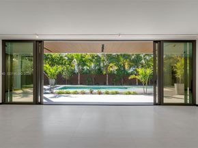 6450 SW 82nd St, Miami FL 33143